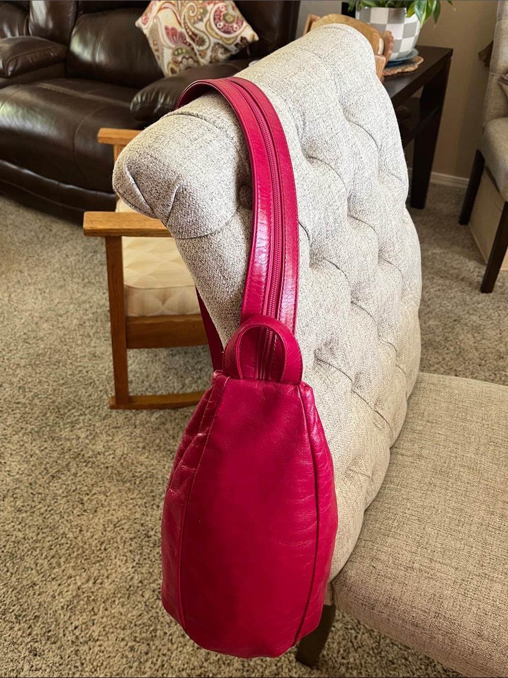 HOBO 'Kiley' Fuchsia Sling Convertible Leather Backpack. Very light weight! - Picture 2 of 7